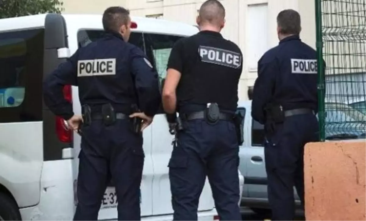 Fransa'da Polisin Copla Cinsel Saldırısı