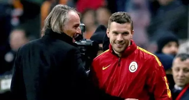 Lukas Podolski, İnstagram Üzerinden Riekerink'e Veda Mesajı Yayınladı