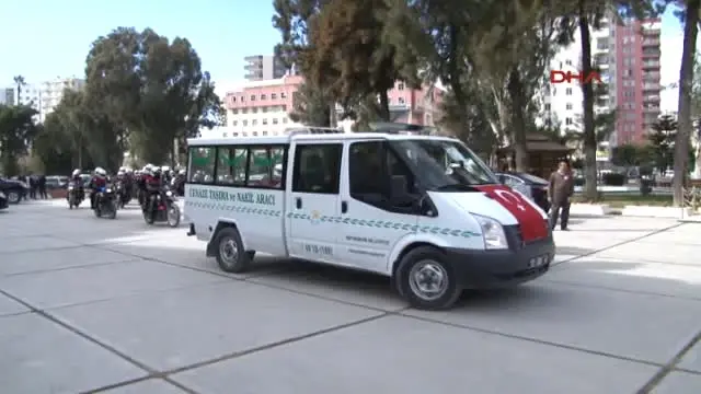 Adana Dedesinin Kucağında Şehit Babasını Bekledi Adana Dedesinin Kucağında Şehit Babasını Bekledi