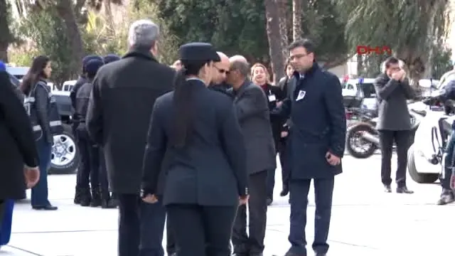 Adana Dedesinin Kucağında Şehit Babasını Bekledi Adana Dedesinin Kucağında Şehit Babasını Bekledi