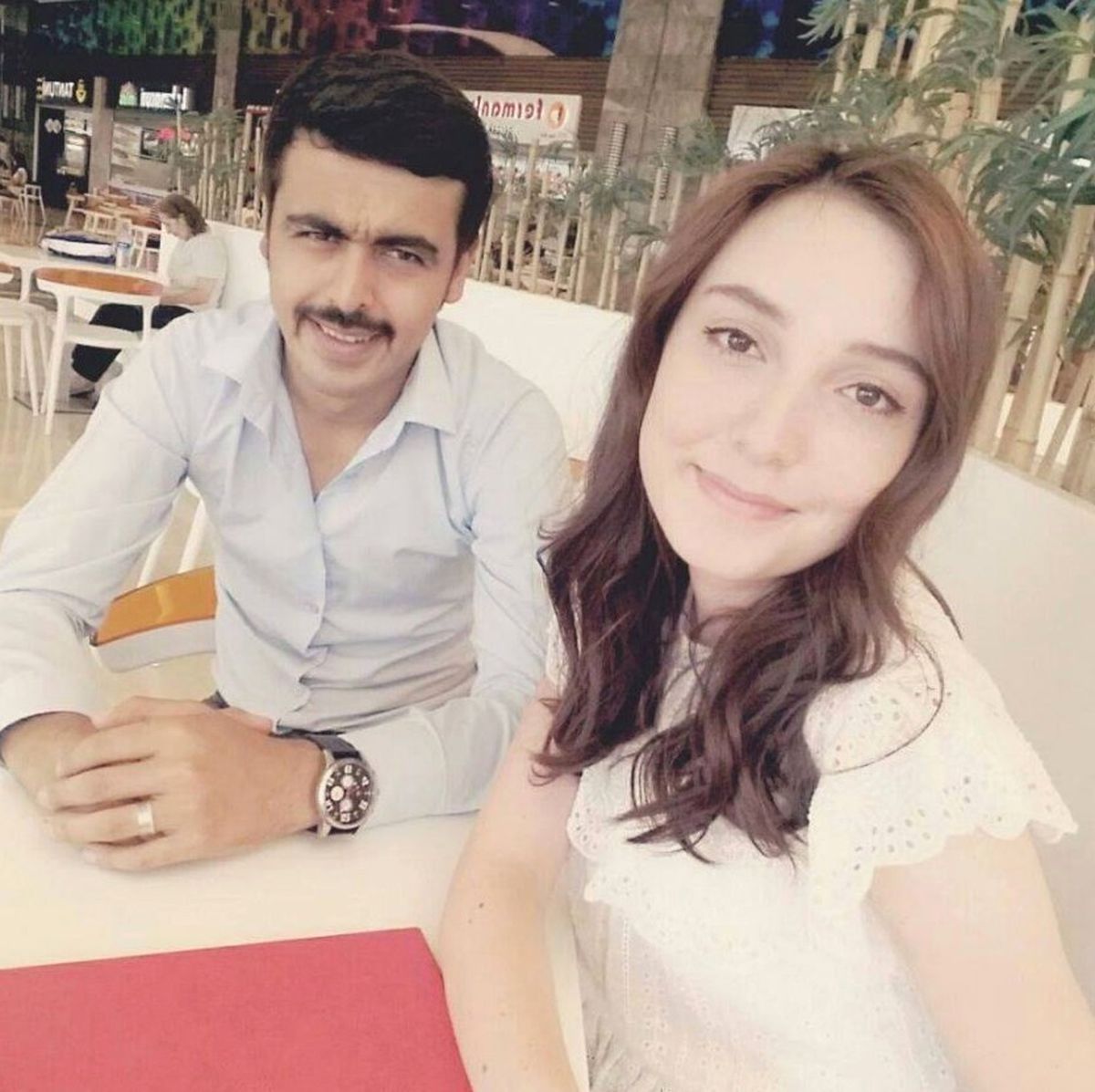 Komşusunun Şehit Haberine Üzülen Üniversite Öğrencisi Kalbine Yenildi