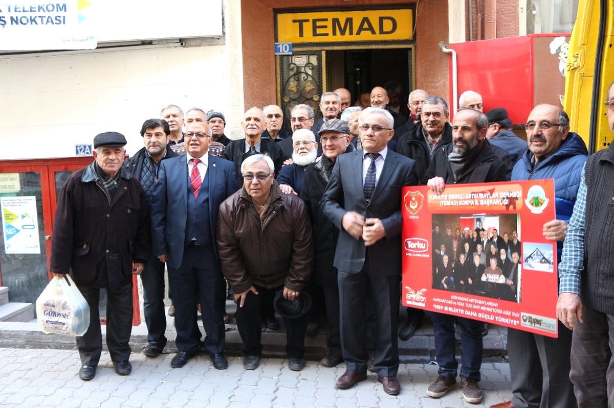 Temad'dan Hakkari'deki Komandolara Hediye