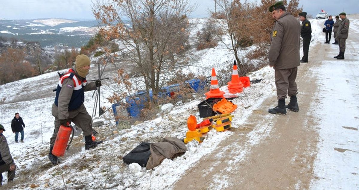 Fabrikadaki Yangına Müdahale Etmeye Giden 3 Asker Yaralandı