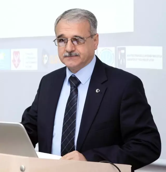 Avrupa ve Türkiye'deki Suriyeli Kadınlar, Bulundukları Topluma Entegre Ediliyor