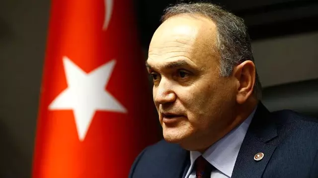 Bakan Özlü Türkiye-Azerbaycan-Gürcistan İş Forumu'nda Konuştu