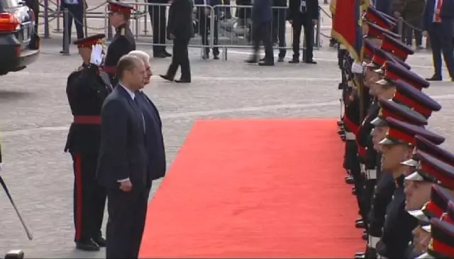 Başbakan Yıldırım, Malta'da Resmi Törenle Karşılandı