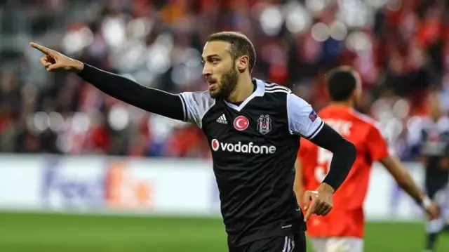 Cenk Tosun Ibrahimovic'e Rakip Oldu