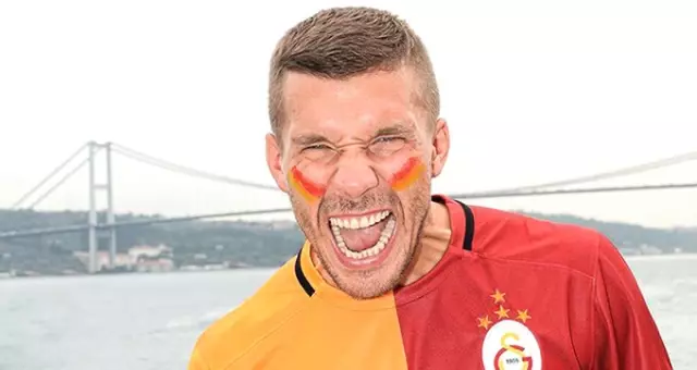 Galatasaray, Lukas Podolski'yi Japon Takımı Vissel Kobe'ye Sattı