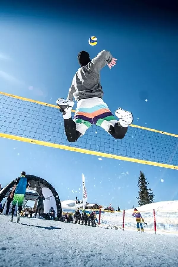Kar Voleybolu Avrupa Kupası Erciyes'te Başladı