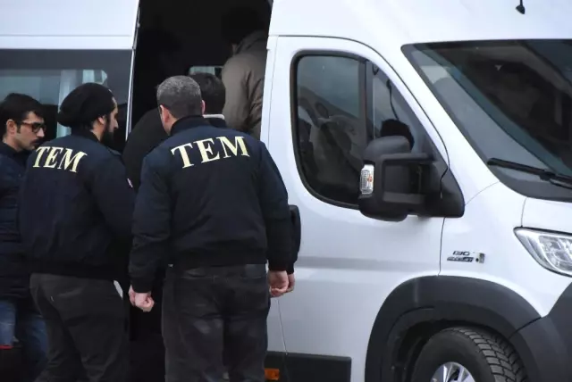 Sinop'ta Başhekim ve Eşi Gözaltına Alındı