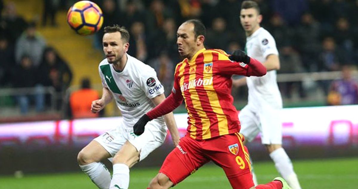 Süper Lig'de Kayserispor, Bursaspor'u 2-0 Yendi