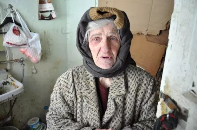 Tepebaşı Belediyesinden Bakımsız Evde Yaşayan Aile İlgili Açıklama