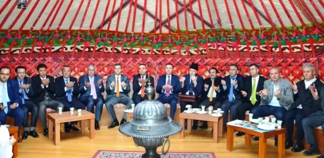 Türk Dünyası Masaya Yatırılacak