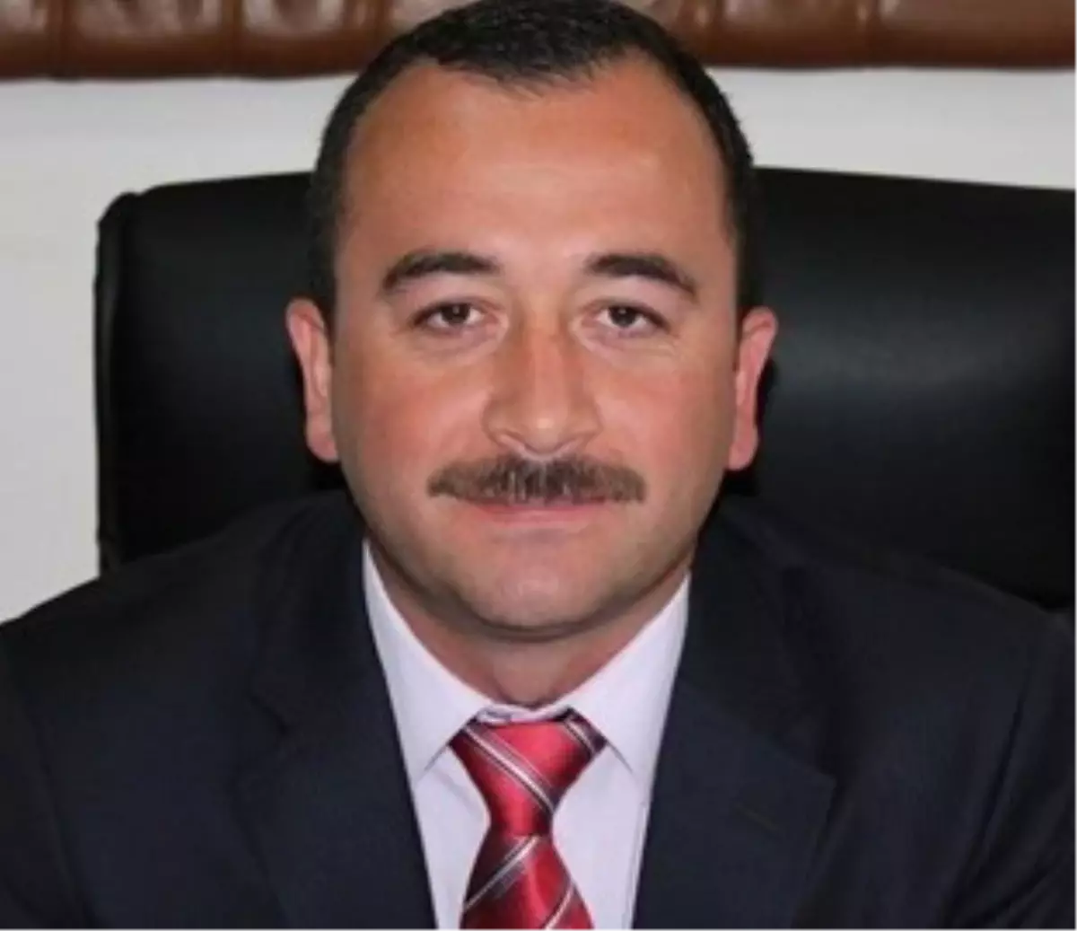 İlçe Milli Eğitim Şube Müdürüne 'Referandum' Paylaşımı Nedeniyle Soruşturma