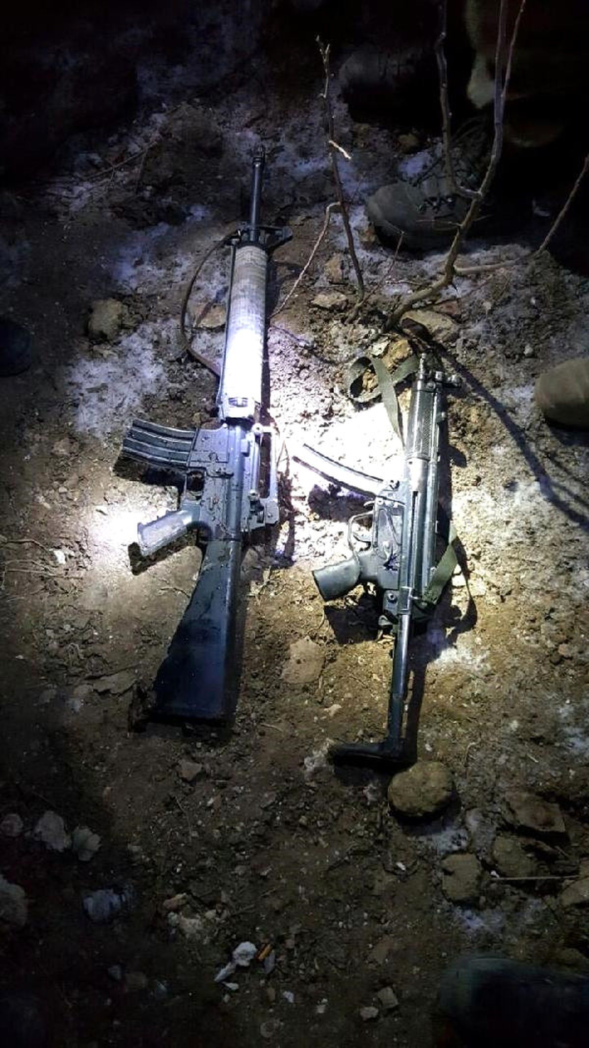 Mardin Valiliği: 2 Üst Düzey PKK'lı Ölü Ele Geçirildi