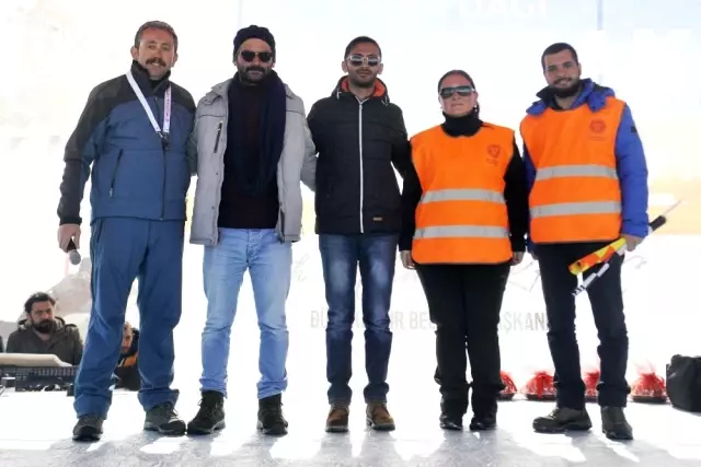 1. Ahir Dağı Atlı Kızak Yarışması Sona Erdi 1. Ahir Dağı Atlı Kızak Yarışması Sona Erdi