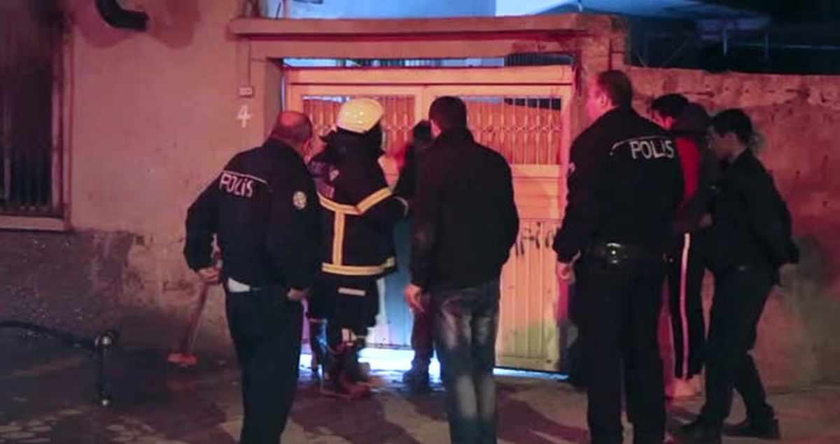 Cinayet Zanlılarının Ailesinin Kaldığı Ev Kundaklandı