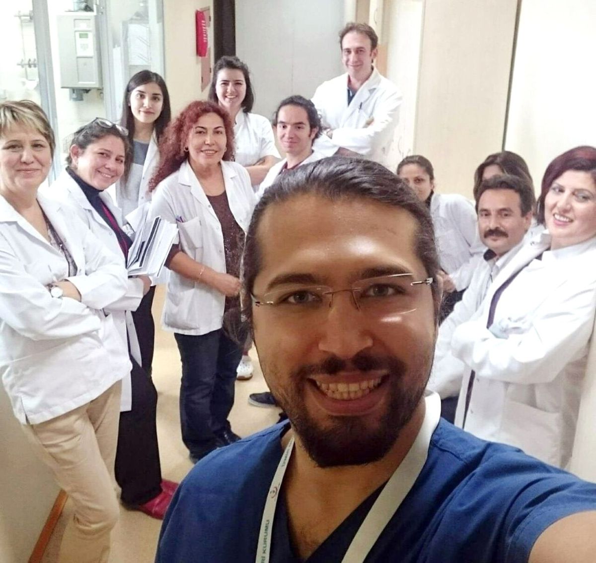 İzmir'de FETÖ'den Açığa Alınan Doktor İntihar Etti