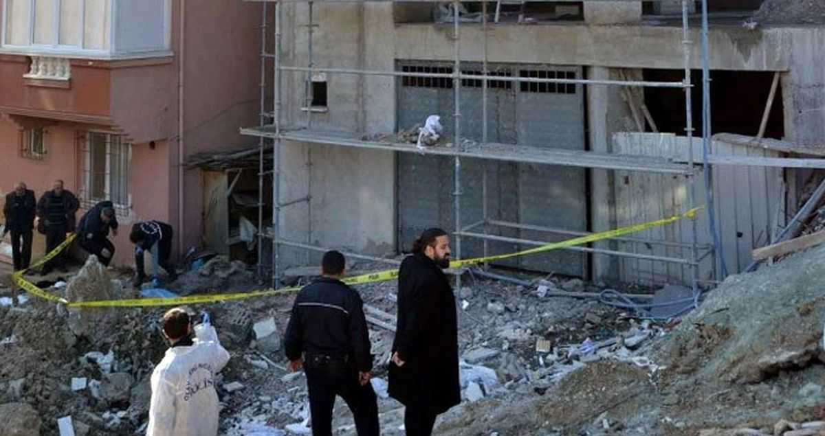İnşaatın 7'inci Katından Düşen Sıva Ustası Hayatını Kaybetti
