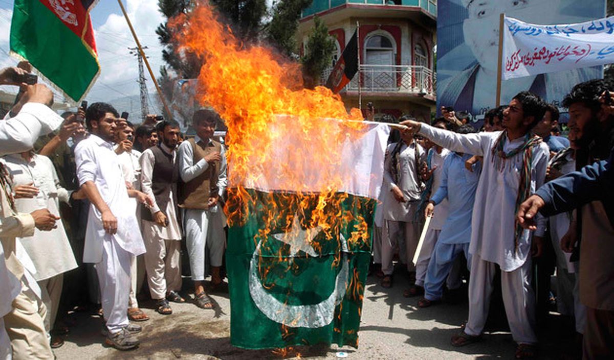Afganistan'da Pakistan Karşıtı Gösteri: Saldırıları Durdursun