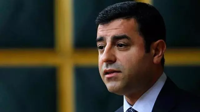 Demirtaş'ın İddiası: Ülkeyi Darbe Koşullarına Götüren Hükümettir Demirtaş'ın İddiası: Ülkeyi Darbe Koşullarına Götüren Hükümettir