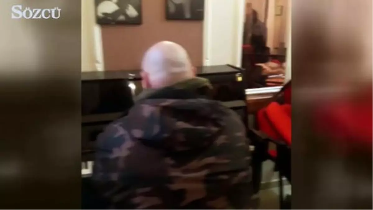 Kundaklanan Müjdat Gezen Sanat Merkezi'nde İzmir Marşı Çaldı