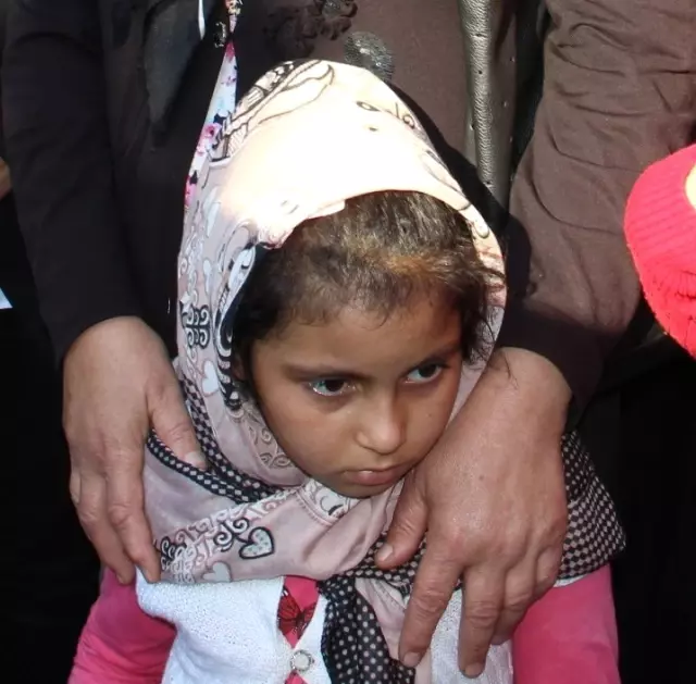 Anne Kız Son Yolculuğuna Birlikte Uğurlandı Anne Kız Son Yolculuğuna Birlikte Uğurlandı