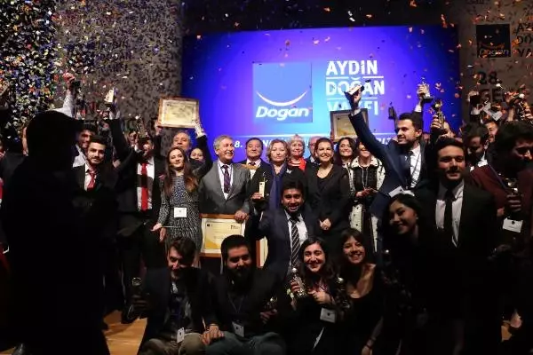 Aydın Doğan Vakfı'ndan Geleceğin İletişimcilerine Ödül