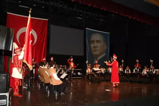 İsmail Baha Sürelsan Konservatuvarı 'Adanmış Ömürler İçin' Etkinliği Düzenledi İsmail Baha Sürelsan Konservatuvarı 'Adanmış Ömürler İçin' Etkinliği Düzenledi