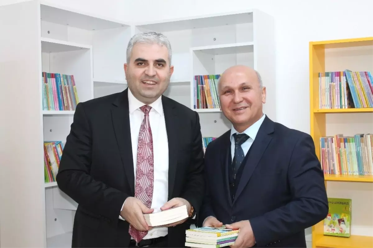 Uedaş'tan Köy Okullarına 9'uncu Kütüphane