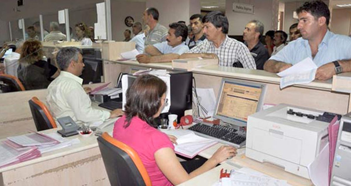 Üniversite Mezunlarına İŞKUR'dan Memurluk Fırsatı