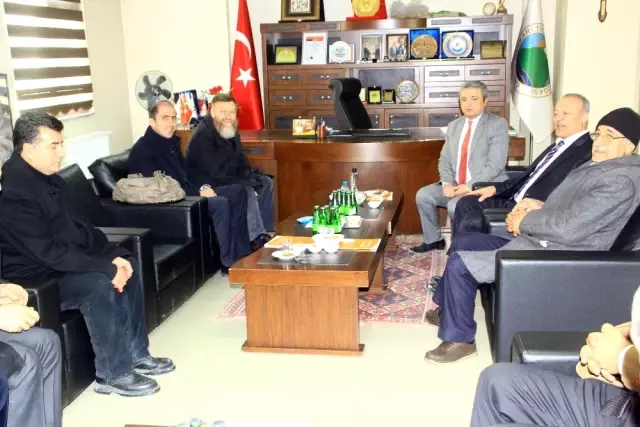 CHP'li Atıcı Hakkari'de Protesto Edildi