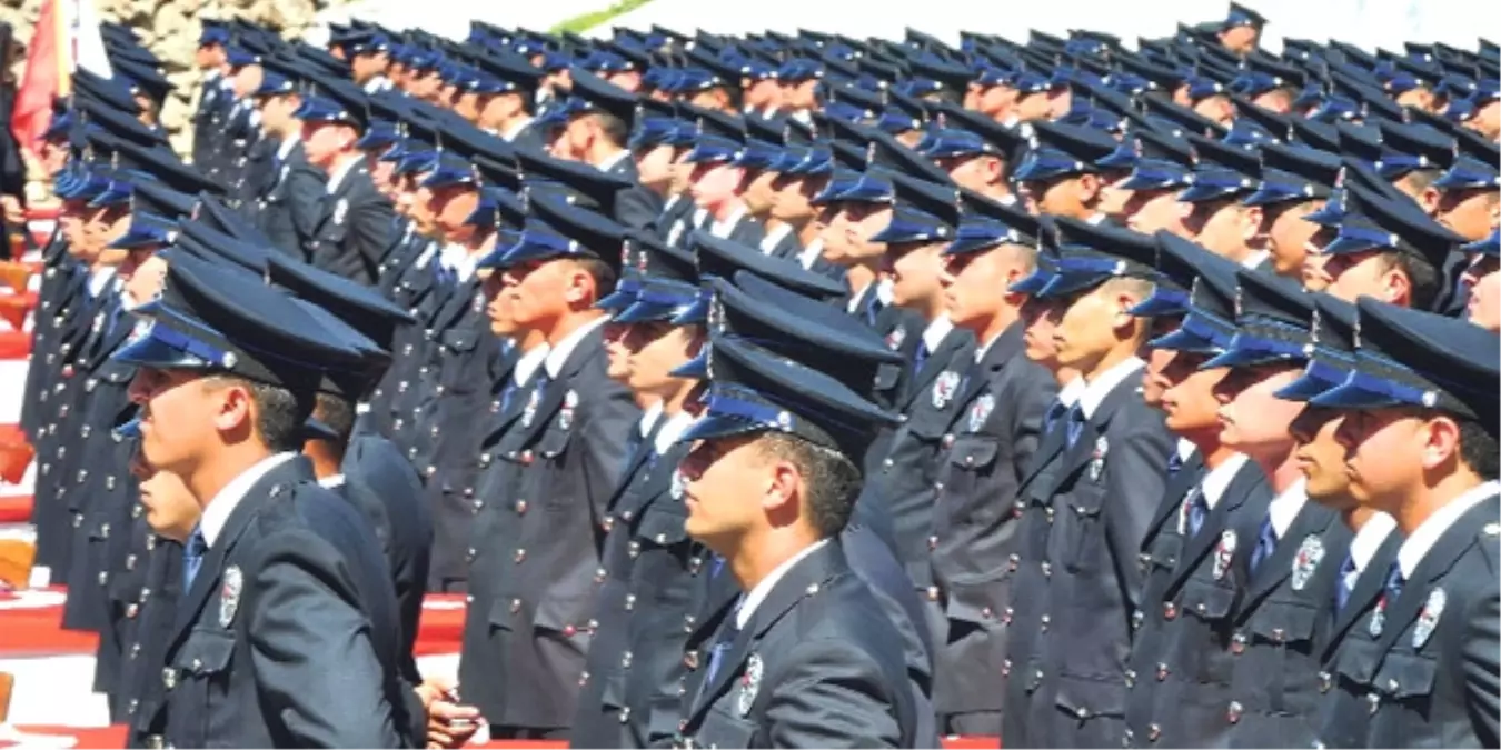FETÖ'nün Emniyet Yapılanmasında 14 Gözaltı