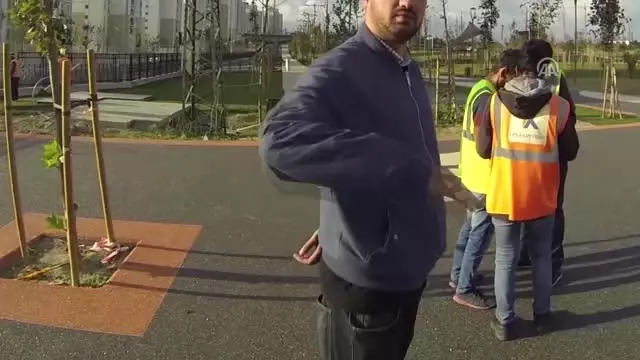 Boyalı Eller'Le Kötü Alışkanlıklardan Uzak Tutuyor Boyalı Eller'Le Kötü Alışkanlıklardan Uzak Tutuyor