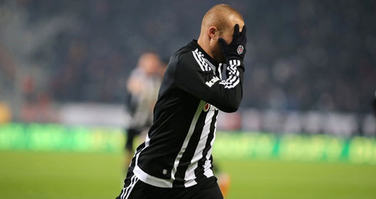 Gökhan Töre'den Beşiktaş Taraftarını Heyecanlandıran Paylaşım