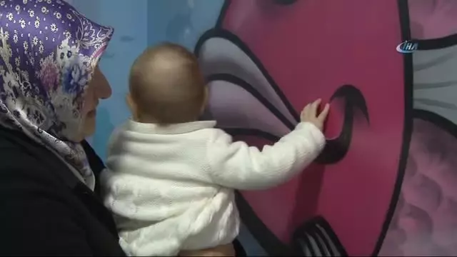 Kanserli Minikler İçin Hastane Duvarlarına Graffiti Yaptılar Kanserli Minikler İçin Hastane Duvarlarına Graffiti Yaptılar
