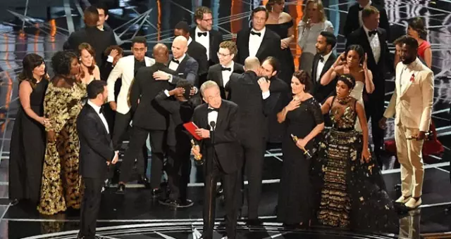 Oscar’da Büyük Skandal! En İyi Film Ödülü Yanlış Açıklandı