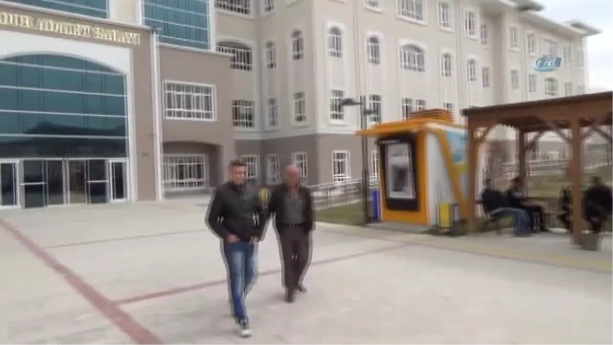 Burdur'da 10 Sanıklı Fetö Davasının İlk Duruşması Başladı