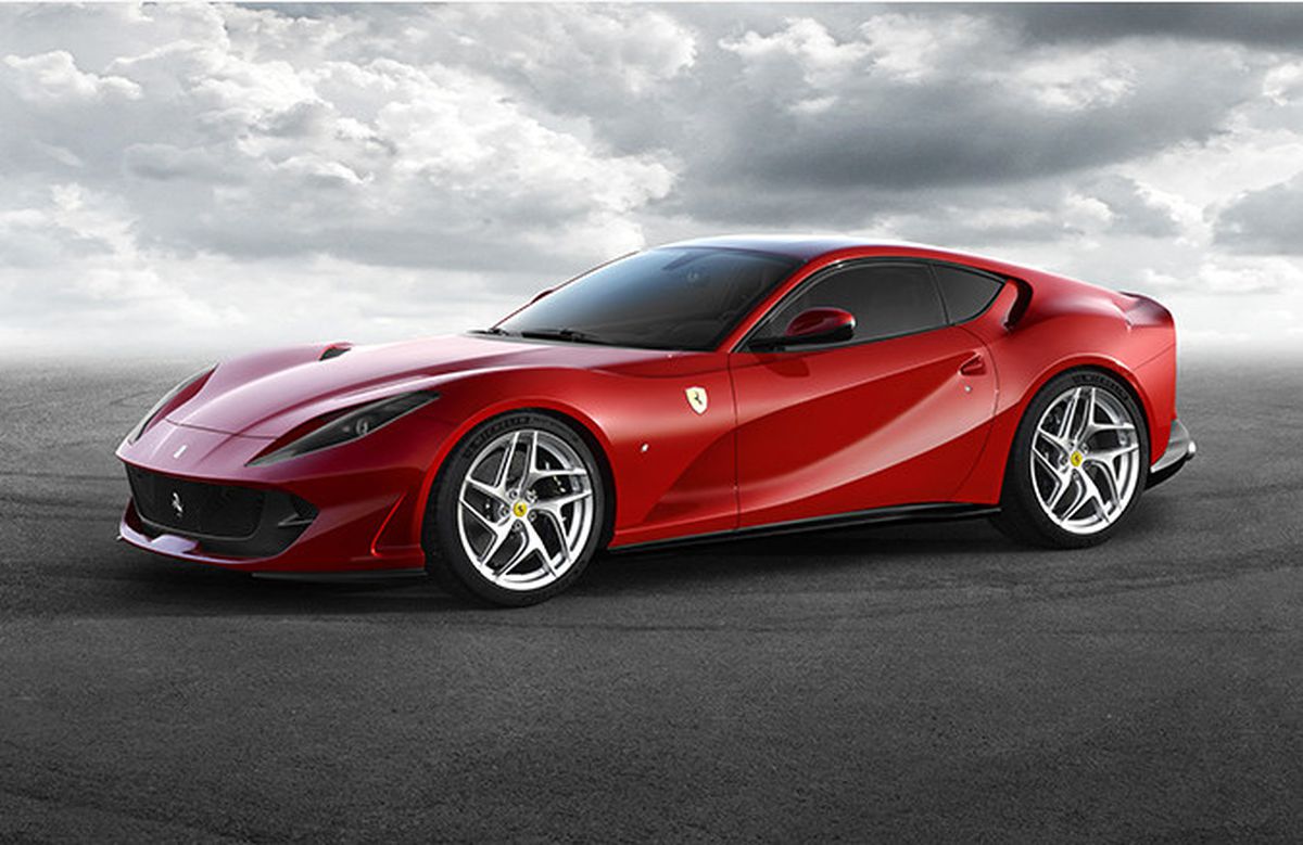 Ferrari'den Sürpriz, Ferrari 812 Superfast, 340 Km/s'lik Son Hız!