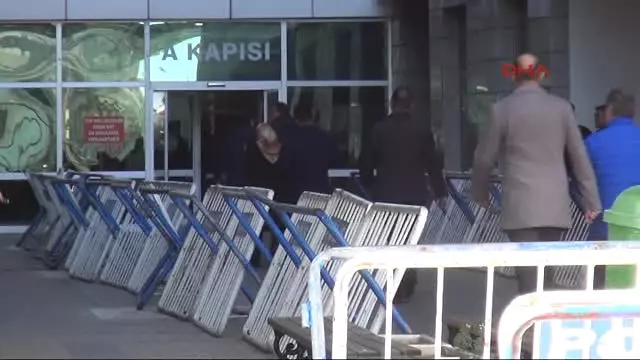 Mersin Hdp Eş Genel Başkanı Yüksekdağ Mersin'de Yargılanıyor Mersin Hdp Eş Genel Başkanı Yüksekdağ Mersin'de Yargılanıyor