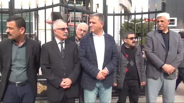 Mersin Hdp Eş Genel Başkanı Yüksekdağ Mersin'de Yargılanıyor Mersin Hdp Eş Genel Başkanı Yüksekdağ Mersin'de Yargılanıyor