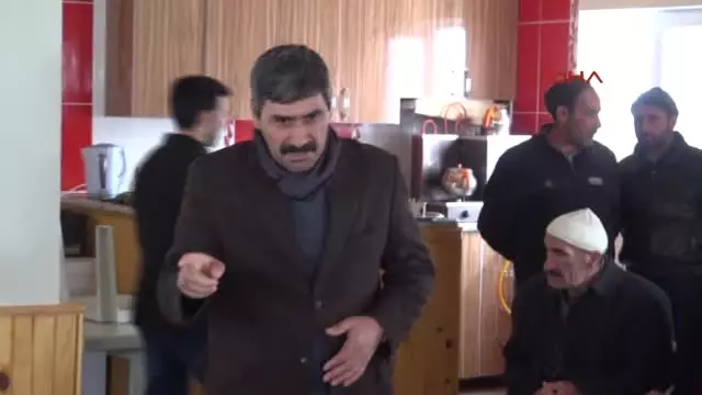 Muş Valisi Yavuz Köylerde Muş Valisi Yavuz Köylerde