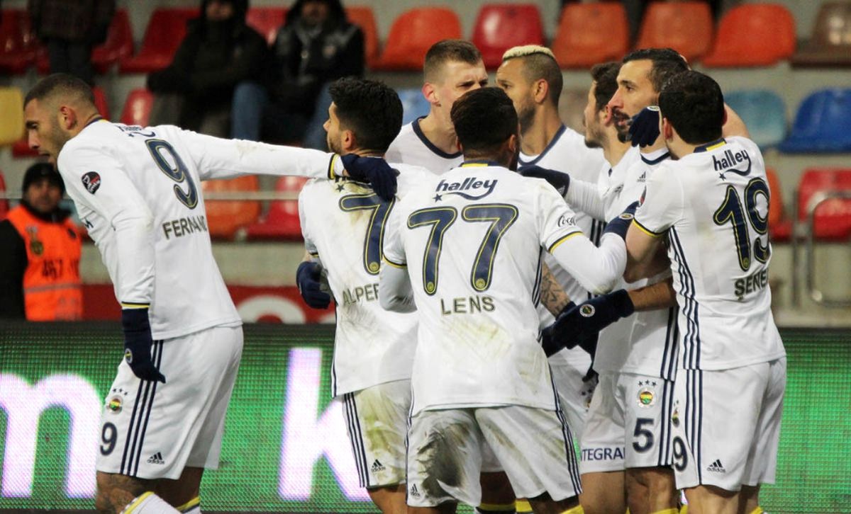 Fener Kupada Moral ve Avantaj Peşinde