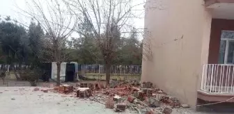 Atatürk Barajı: Adıyaman'da 5.5'lik Deprem; Yıkılan Binalar ve Yaralılar Var (2)- Yeniden Atatürk Barajı: Adıyaman'da 5.5'lik Deprem; Yıkılan Binalar ve Yaralılar Var (2)- Yeniden