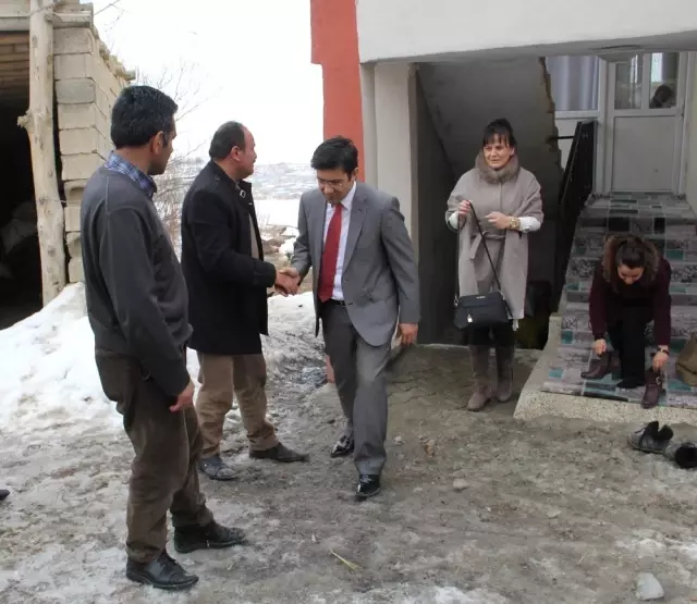 Kaymakam Öztürk'en Şehit Ailesine Ziyaret