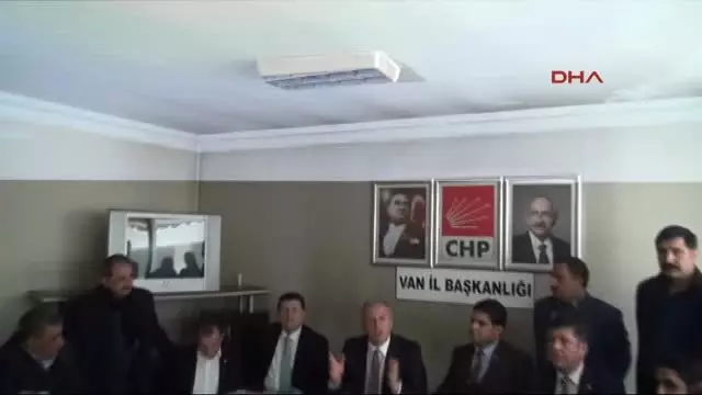 Van CHP Heyeti Van'da Referandumu Değerlendirdi Van CHP Heyeti Van'da Referandumu Değerlendirdi