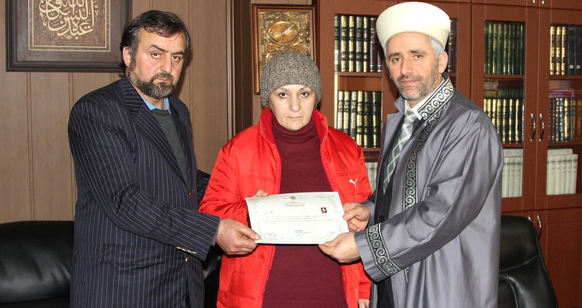 Türkiye'ye Yerleşen Gürcü Inga, İsmini Değiştirip Yeniden Müslüman Oldu