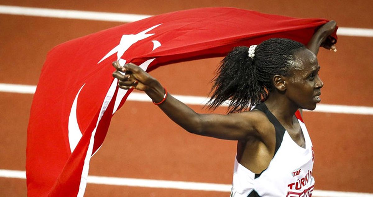 Avrupa Salon Şampiyonası'nda Yasemin Can 3000 Metrede Rekor Kırdı