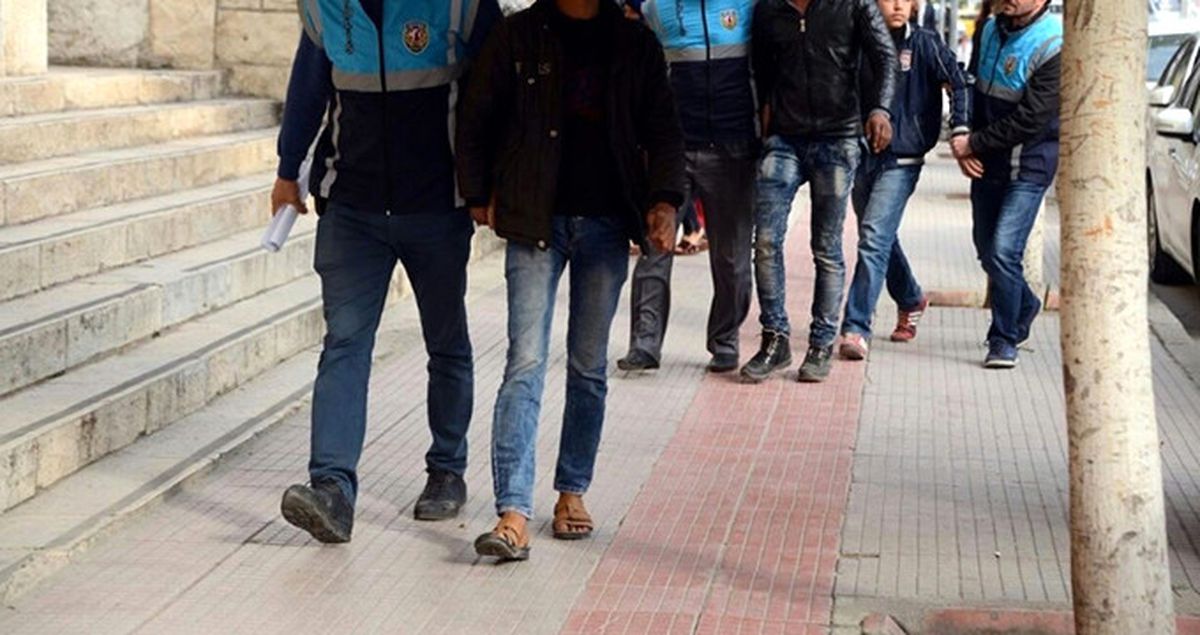 Çocukları Dilendiren 7'si Çocuk 8 Kişi Gözaltına Alındı