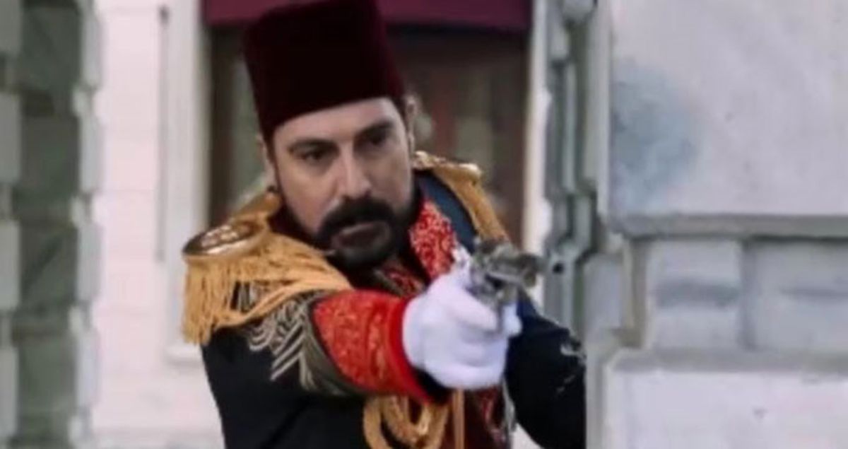 Payitaht 'Abdulhamit' Dizisindeki Suikast Sahnesi Nefesleri Kesti